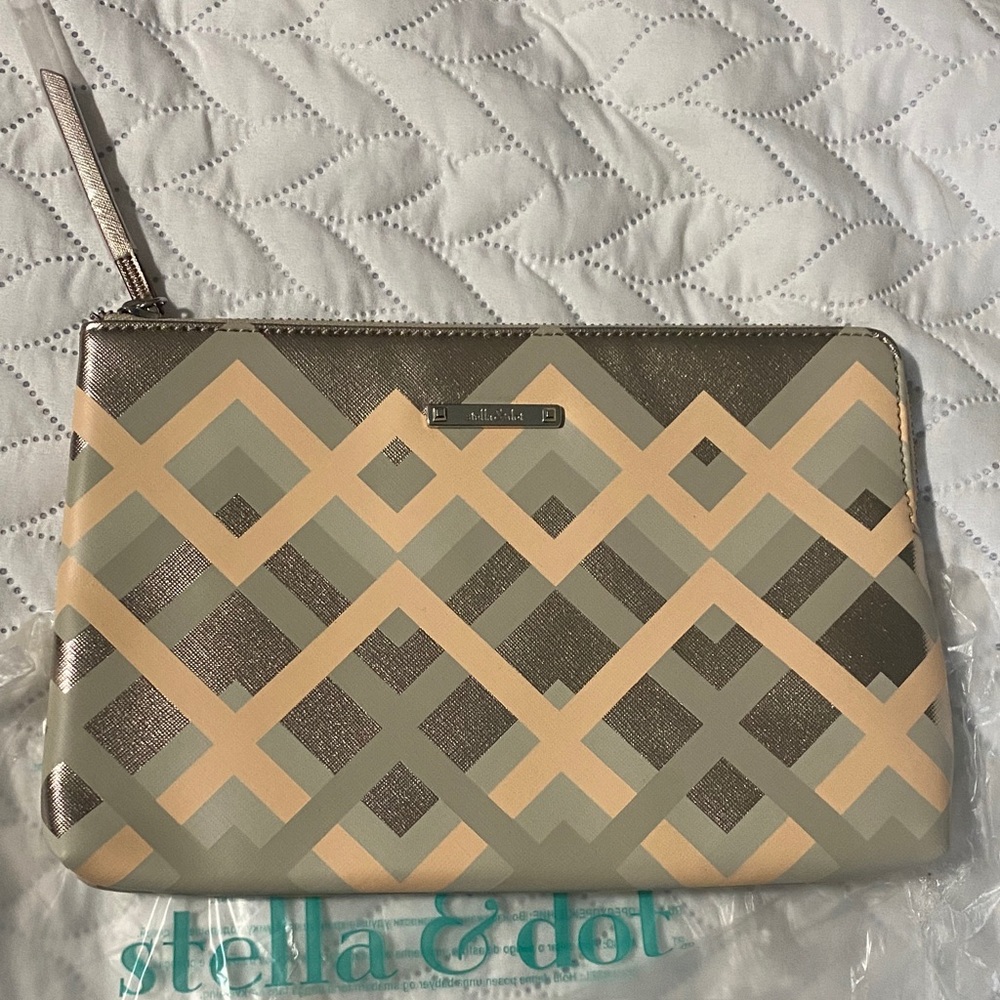 Stella & Dot Metallic Geometric Pouch